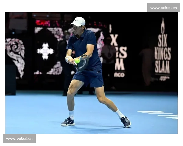 网球界最新动态：顶尖选手激战大满贯赛场精彩瞬间